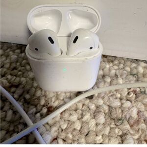Apple Air Pods 2nd Generation